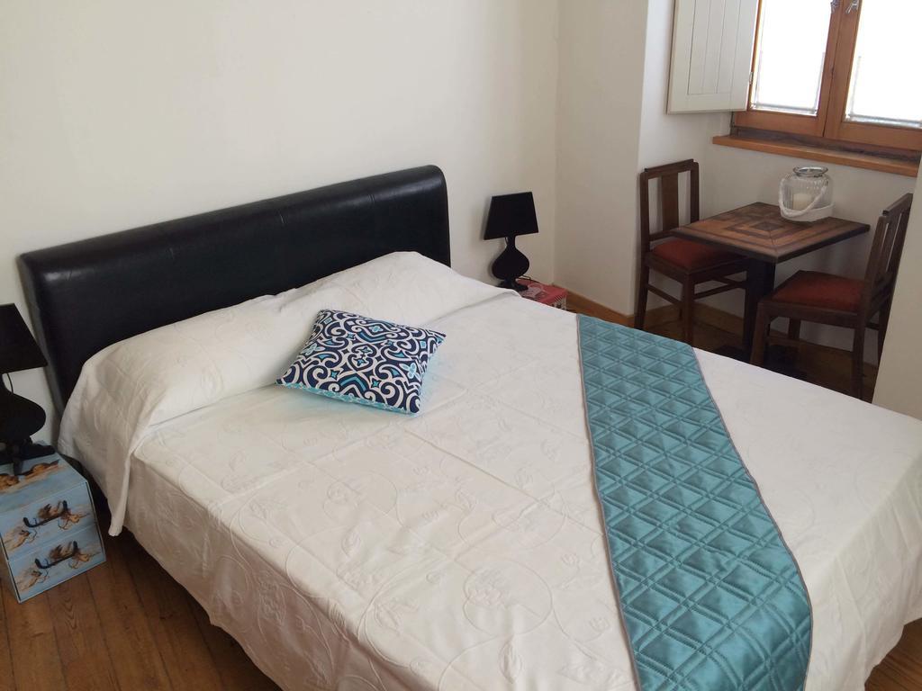 Old School Guest House 拉哥斯 外观 照片